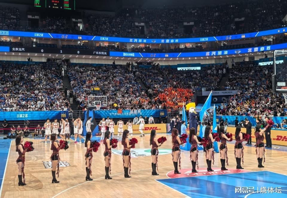 乐鱼网址-CBA四强定3席！北京上海会师半决赛，周琦18分8板率队力克广东